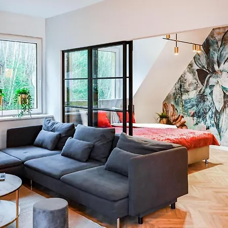 Apartment Cozy In With Kitchen *